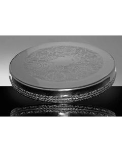 Silver Cake Riser
